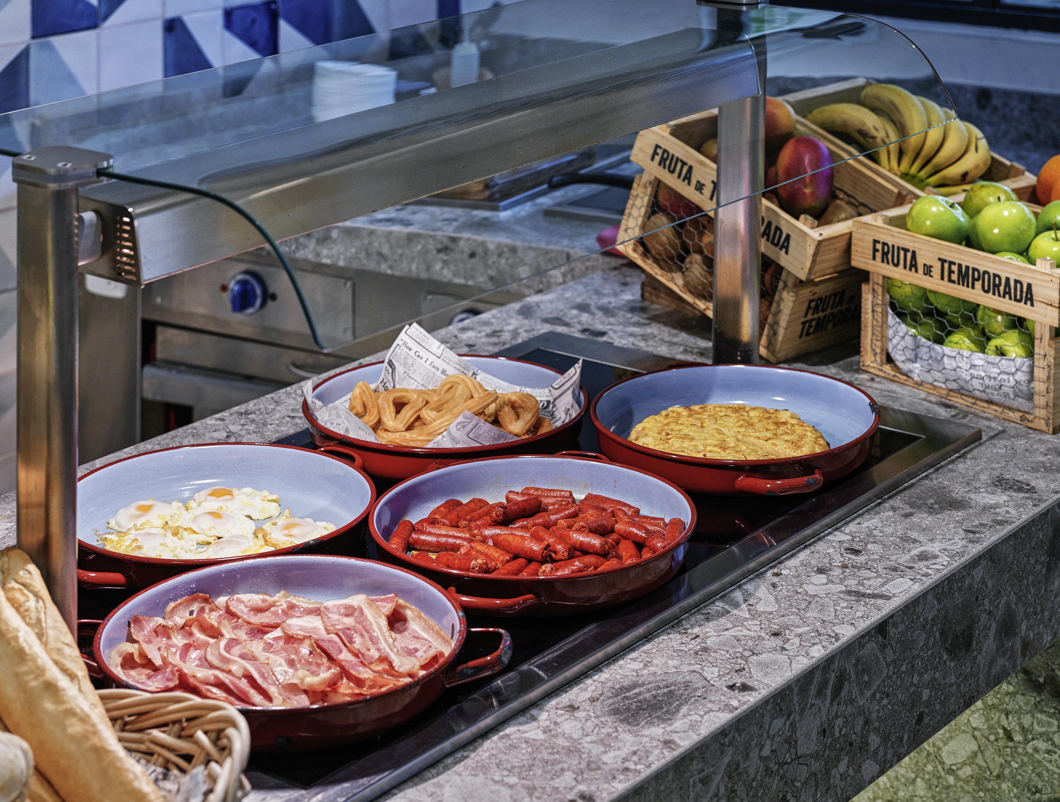 Novotel Sevilla Bagian luar foto
