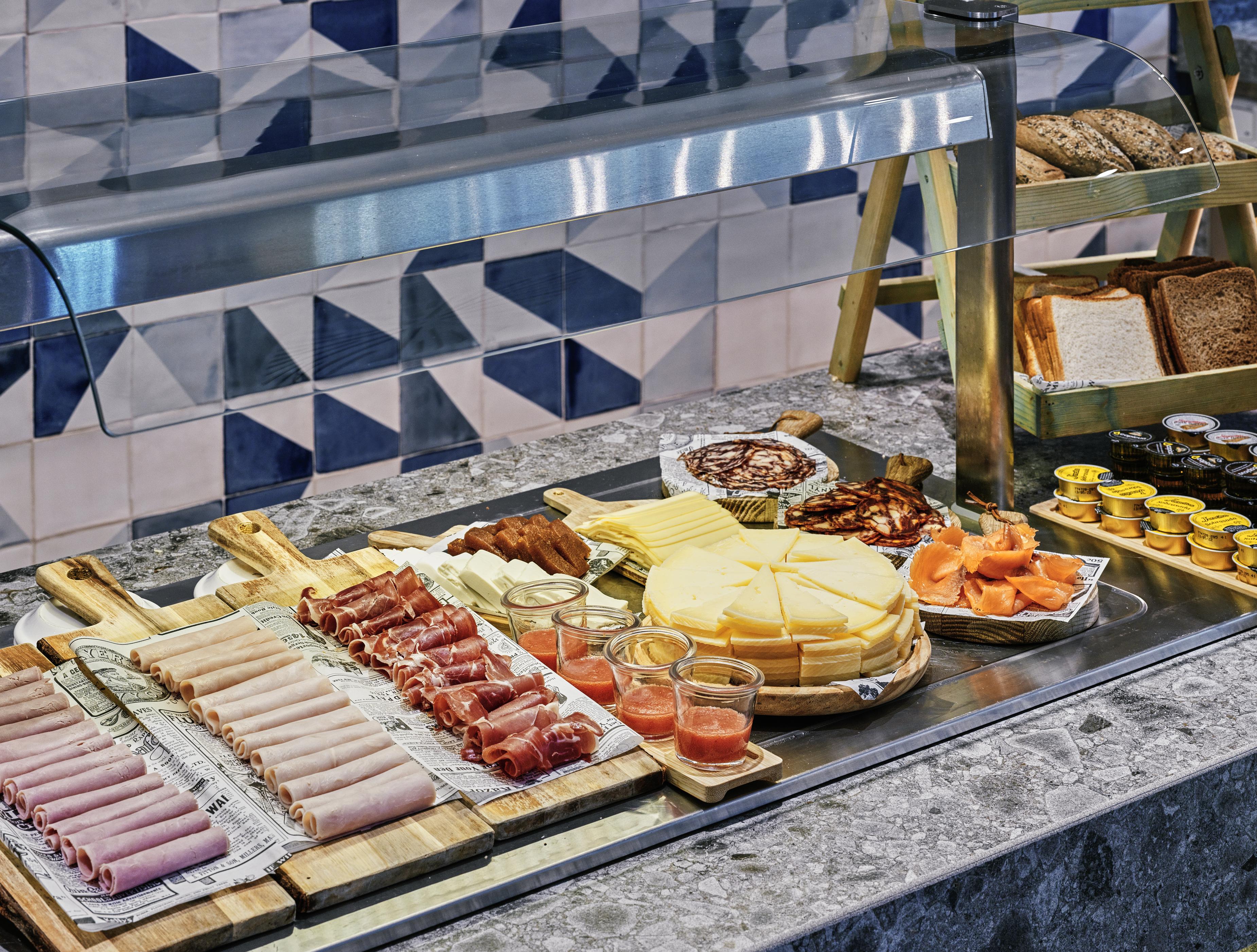 Novotel Sevilla Bagian luar foto